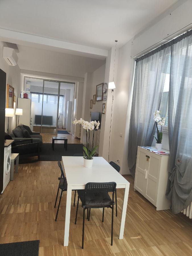 Short Rent Milan Porta Romana Exterior foto