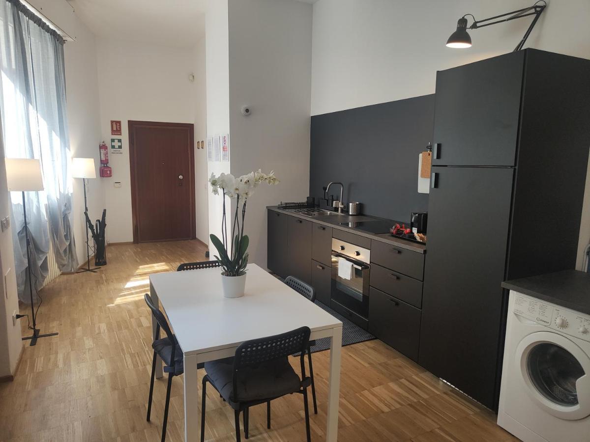 Short Rent Milan Porta Romana Exterior foto